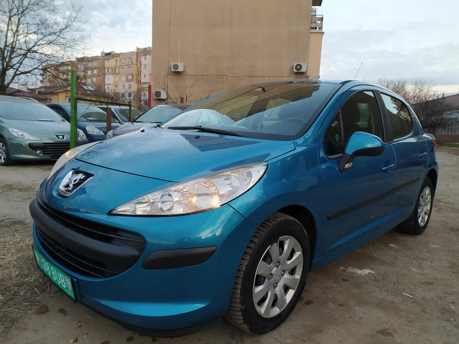 Peugeot 207 1.4  73 к.с. KLIMA - изображение 10