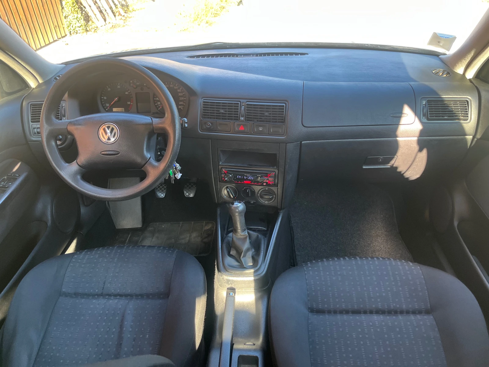 VW Golf 1.9TDI 101kc - изображение 9