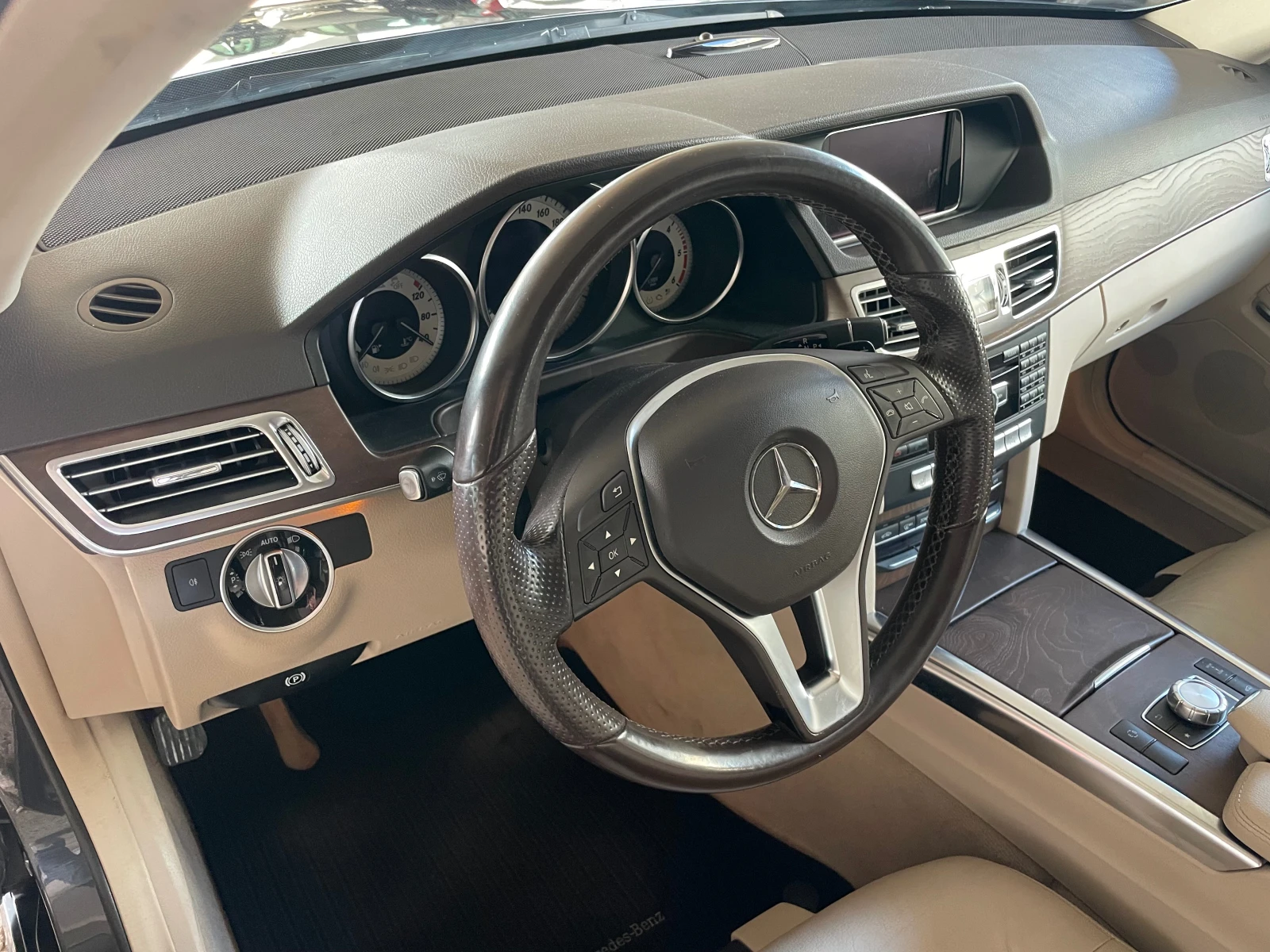 Mercedes-Benz E 250 CDI-4-MATIC-AVANTGARDE-LED-NAVI-   | Mobile.bg   11