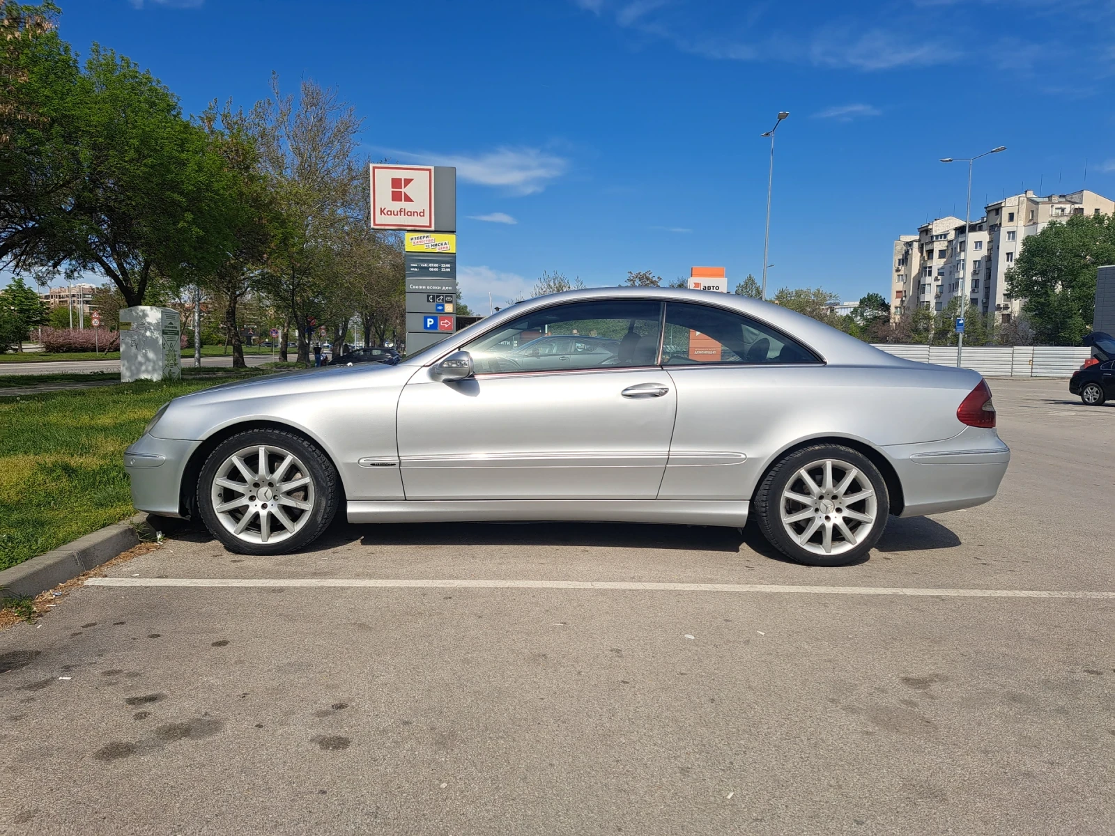 Mercedes-Benz CLK 320 - изображение 6