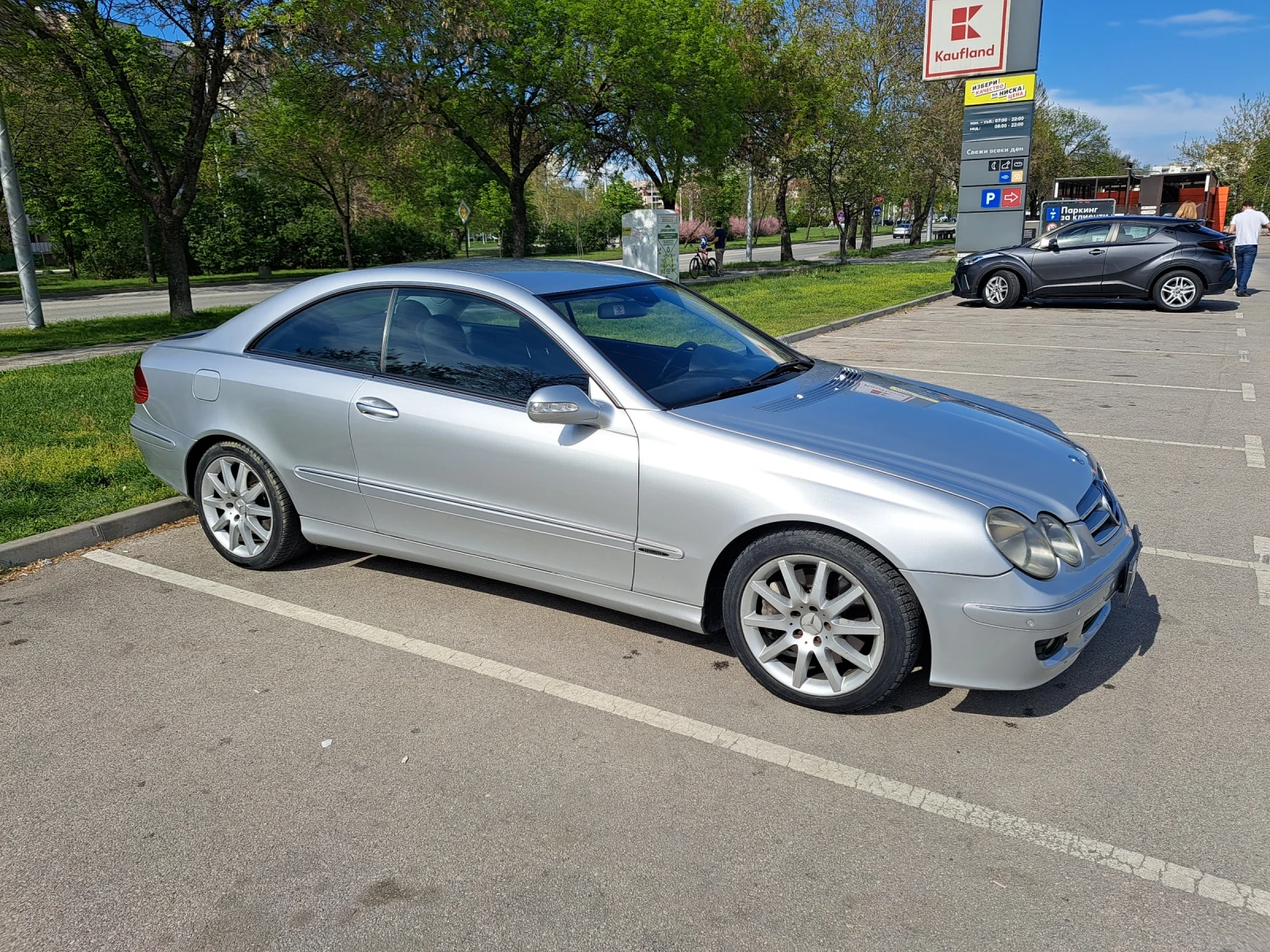 Mercedes-Benz CLK 320 - изображение 3