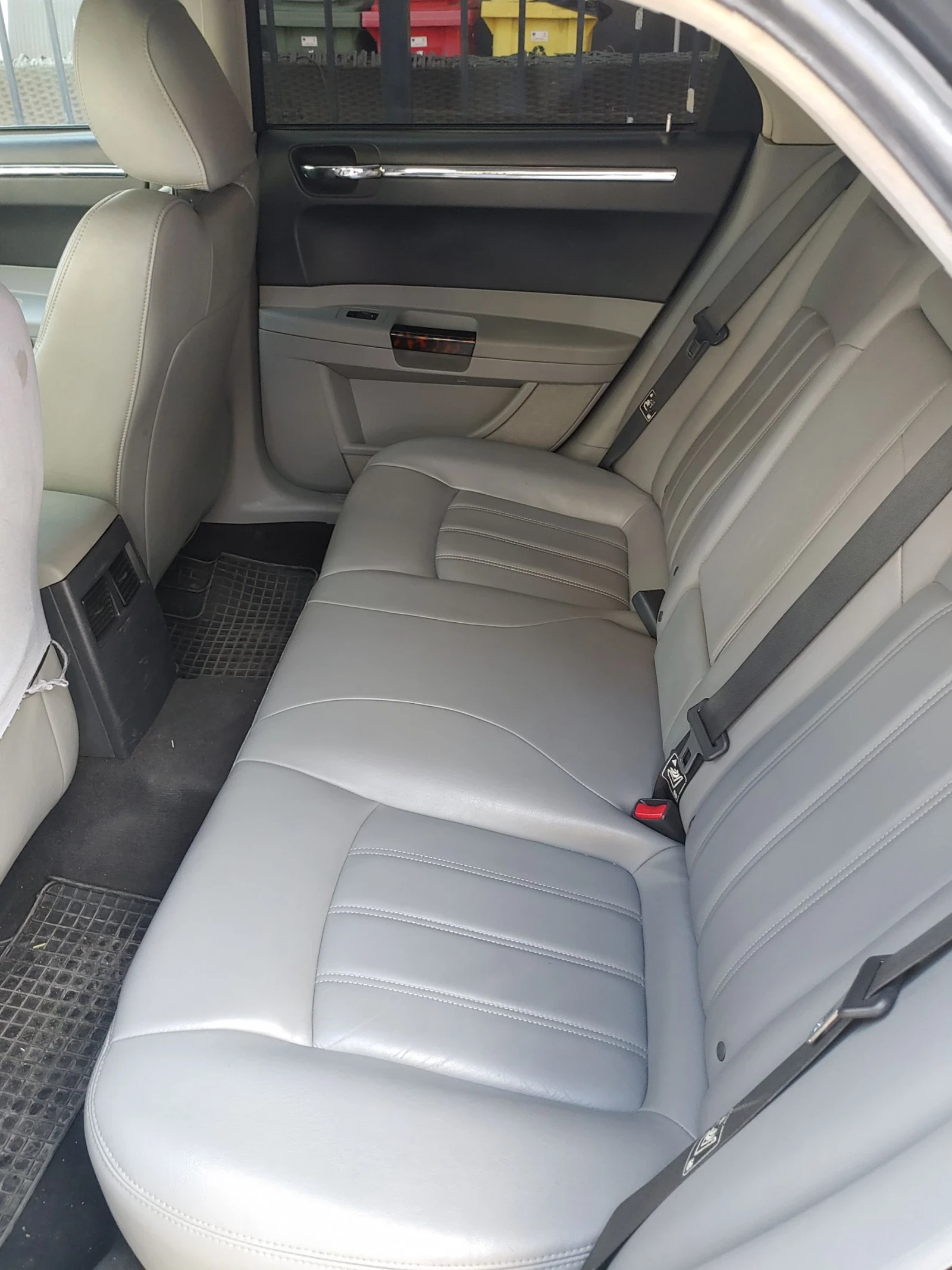 Chrysler 300c  - изображение 7