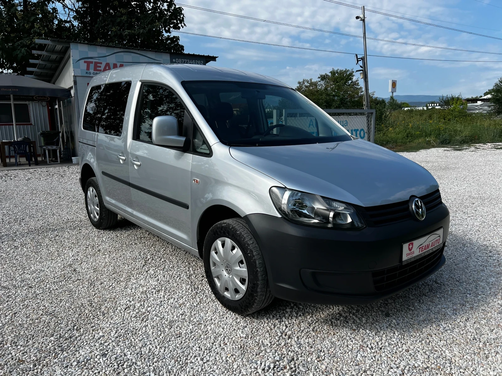 VW Caddy 2.0TDI 4X4 6-SPEED - изображение 2
