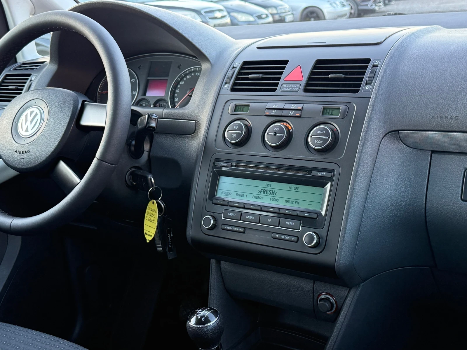 VW Touran 1.9TDI* 105кс | Mobile.bg — изображение 12