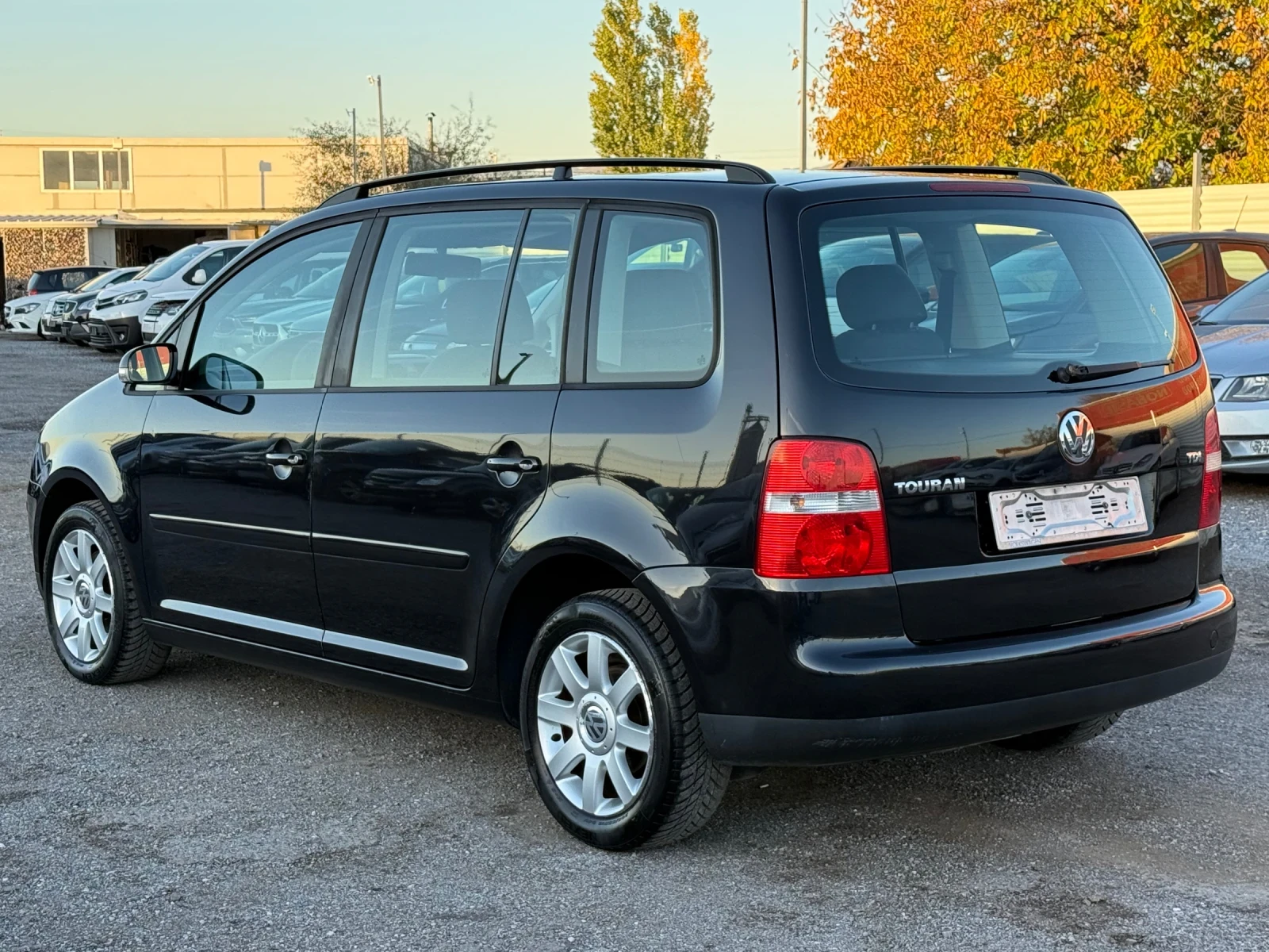VW Touran 1.9TDI* 105кс | Mobile.bg — изображение 3