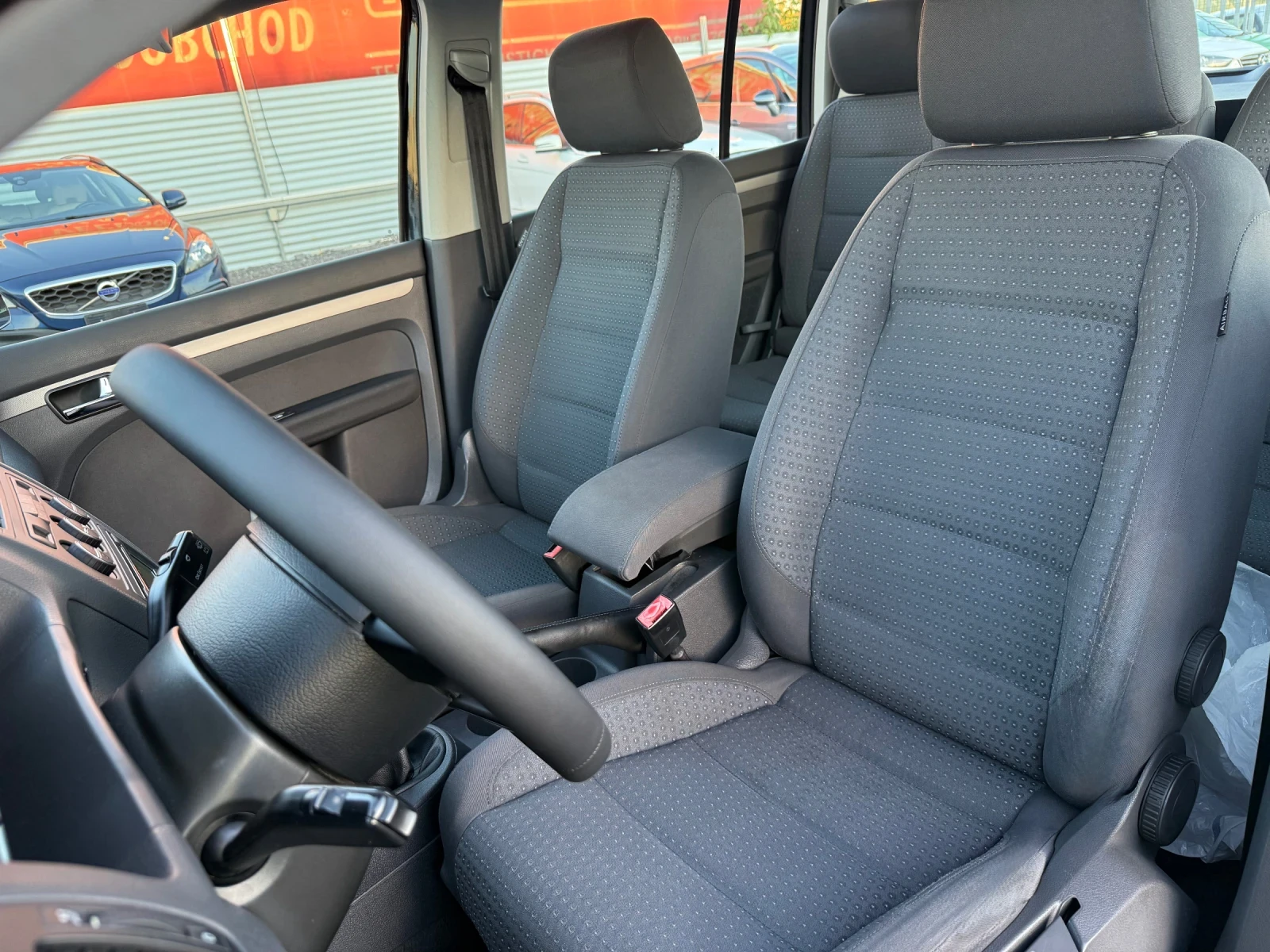 VW Touran 1.9TDI* 105кс | Mobile.bg — изображение 9
