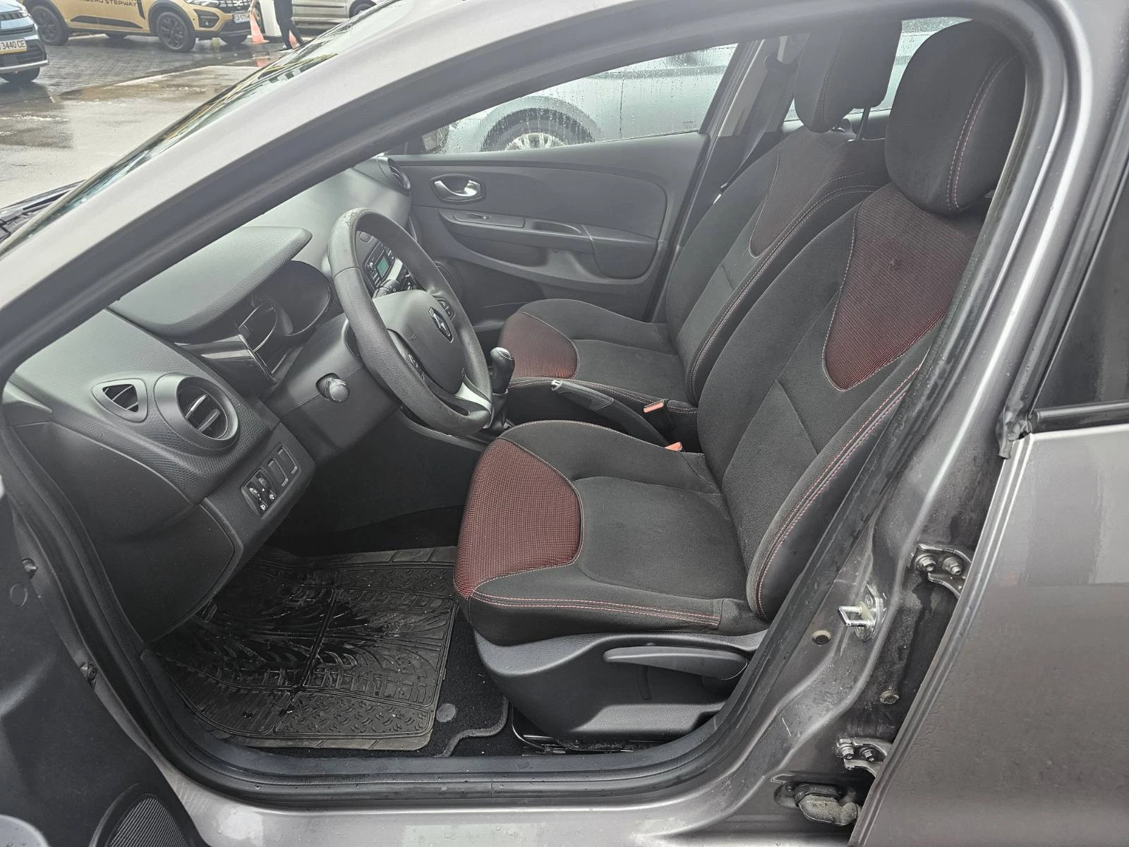 Renault Clio 1.2 75 �.�. ������ BVM5 | Mobile.bg � ����������� 12