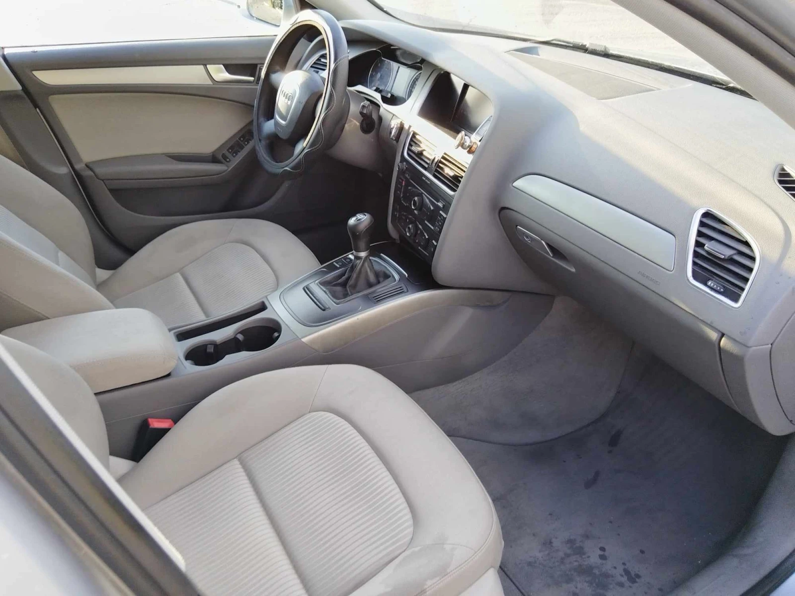 Audi A4 B8, снимка 8 - Автомобили и джипове - 53750595