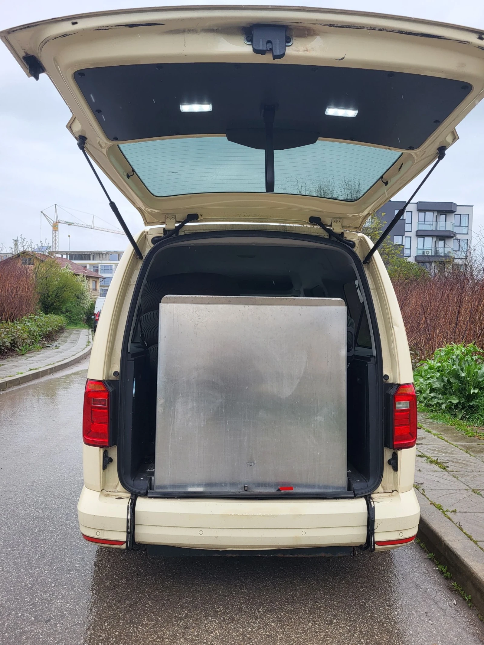 VW Caddy 2.0��� 116���� DSG 7������ ��������� ����� | Mobile.bg � ����������� 8