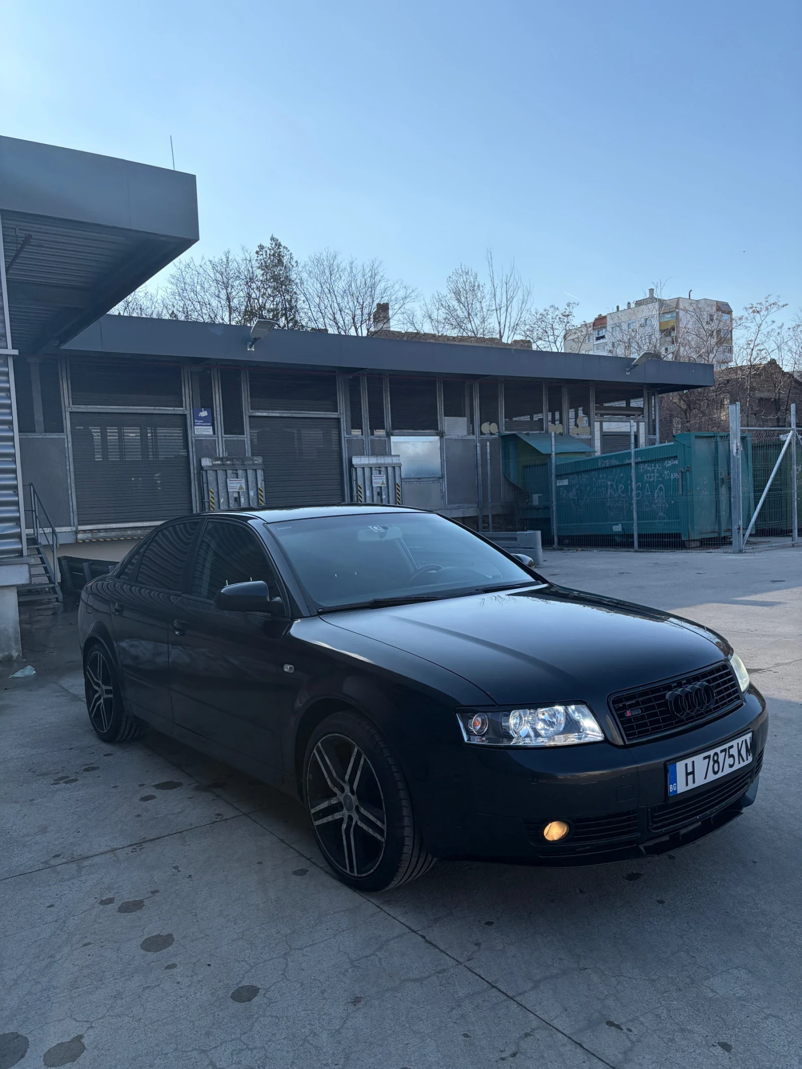 Audi A4 1.9 TDI S-Line, снимка 4 - Автомобили и джипове - 54915844