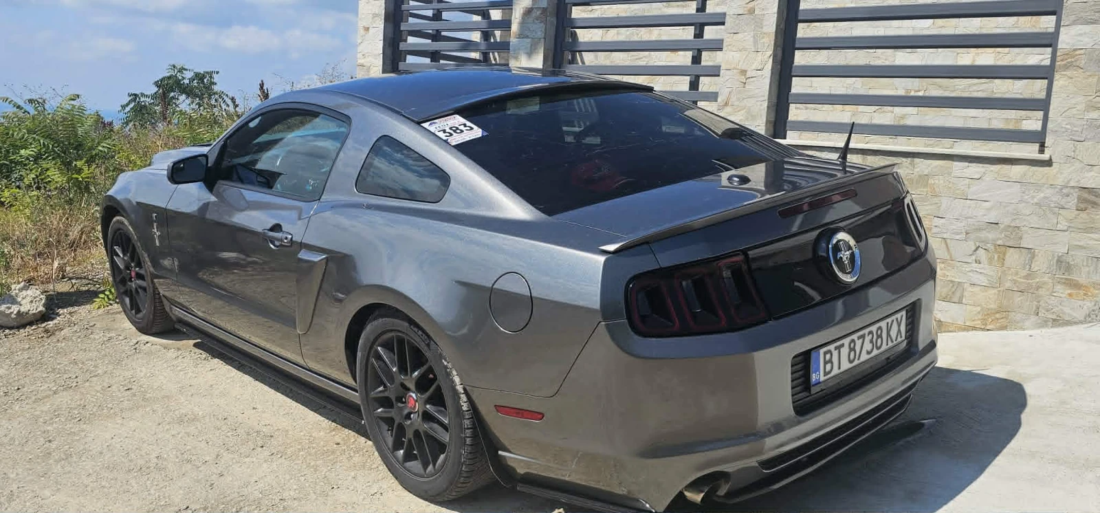 Ford Mustang 3, 7 V6 Premium, снимка 2 - Автомобили и джипове - 55220041