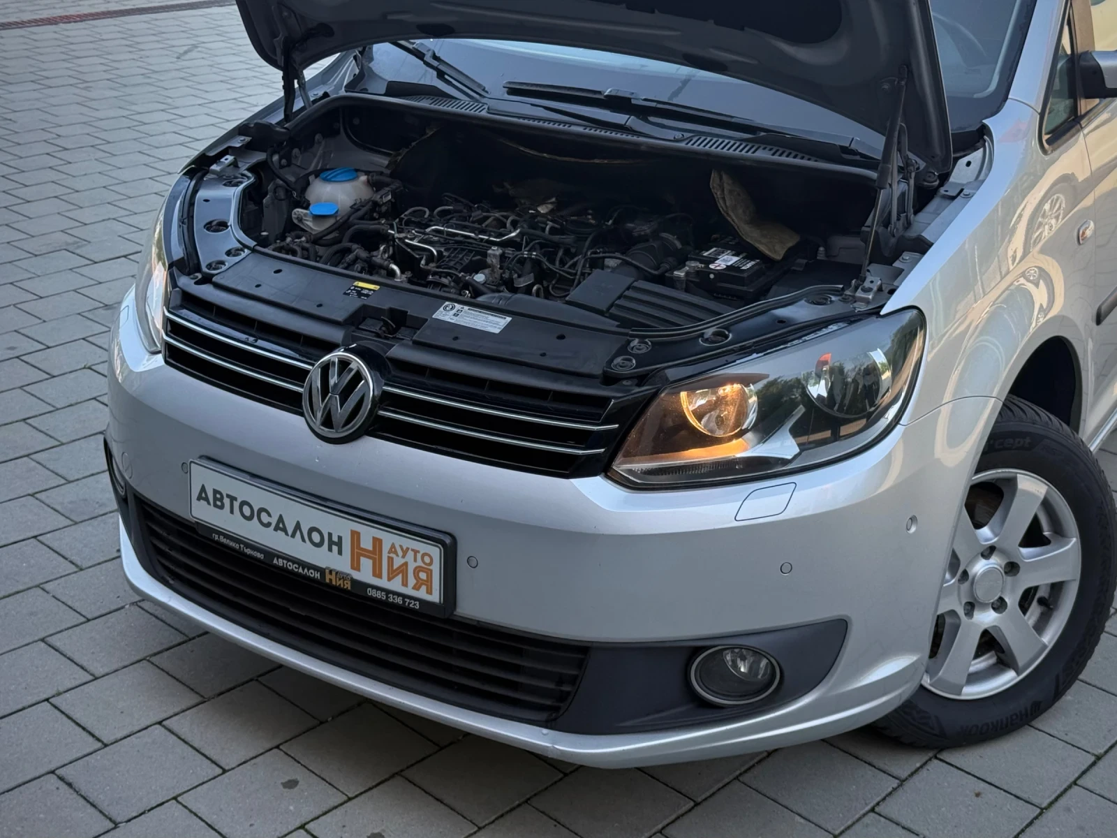 VW Caddy 1.6TDI * JAKO* NAVI* Обслужено* , снимка 14 - Автомобили и джипове - 54674539