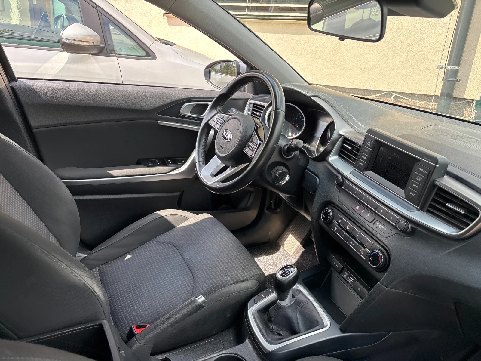 Kia Ceed 1.4 /Cool /SW /Очакван !, снимка 8 - Автомобили и джипове - 54800311