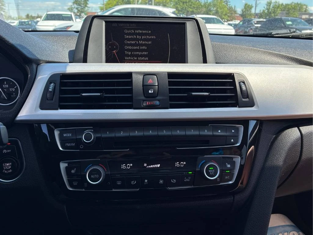 BMW 320 * М ПАКЕТ * ВТОРИ КОМПЛЕКТ ДЖАНТИ, снимка 13 - Автомобили и джипове - 54923493