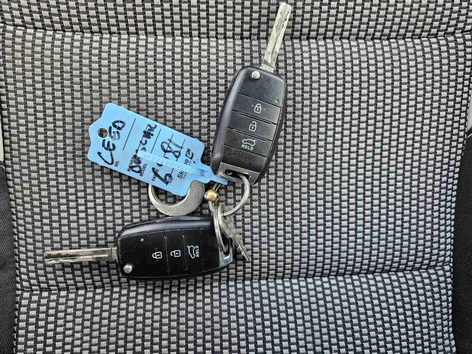 Kia Ceed 1.6d-Евро-6, снимка 12 - Автомобили и джипове - 54941855