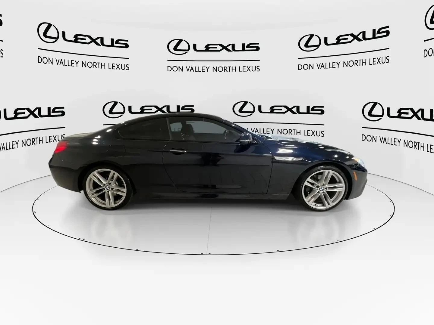 BMW 650 M-Sport xDrive FULL Автокредит Цена до България, снимка 8 - Автомобили и джипове - 55031108