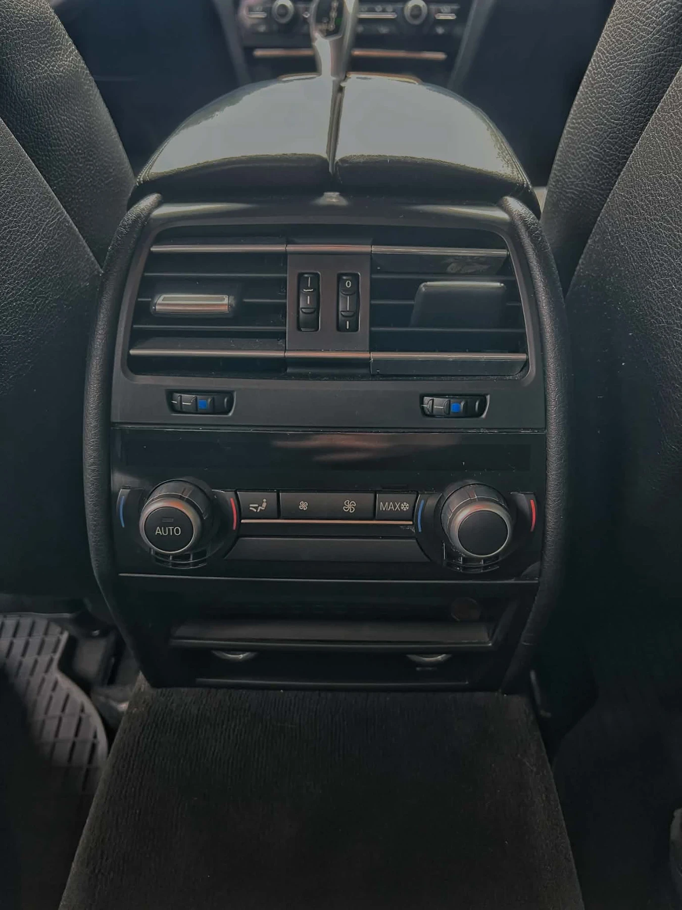 BMW 740, снимка 6 - Автомобили и джипове - 55235799