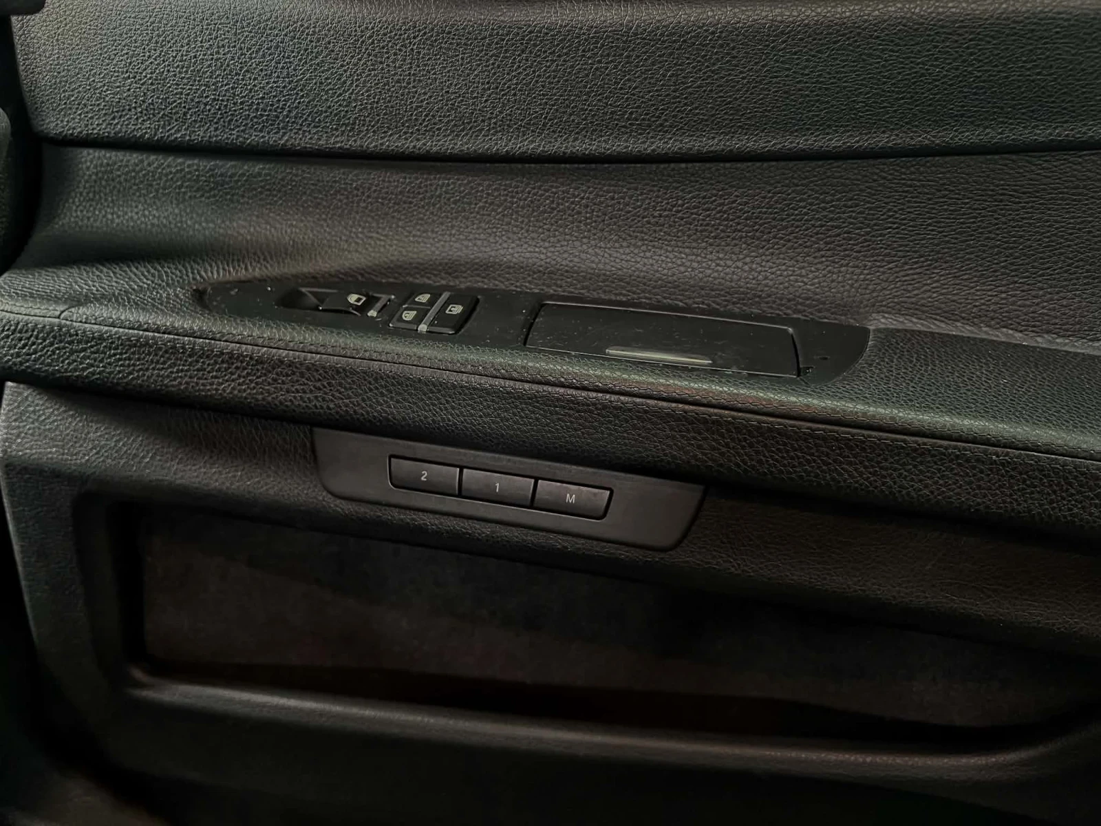 BMW 740, снимка 10 - Автомобили и джипове - 55235799