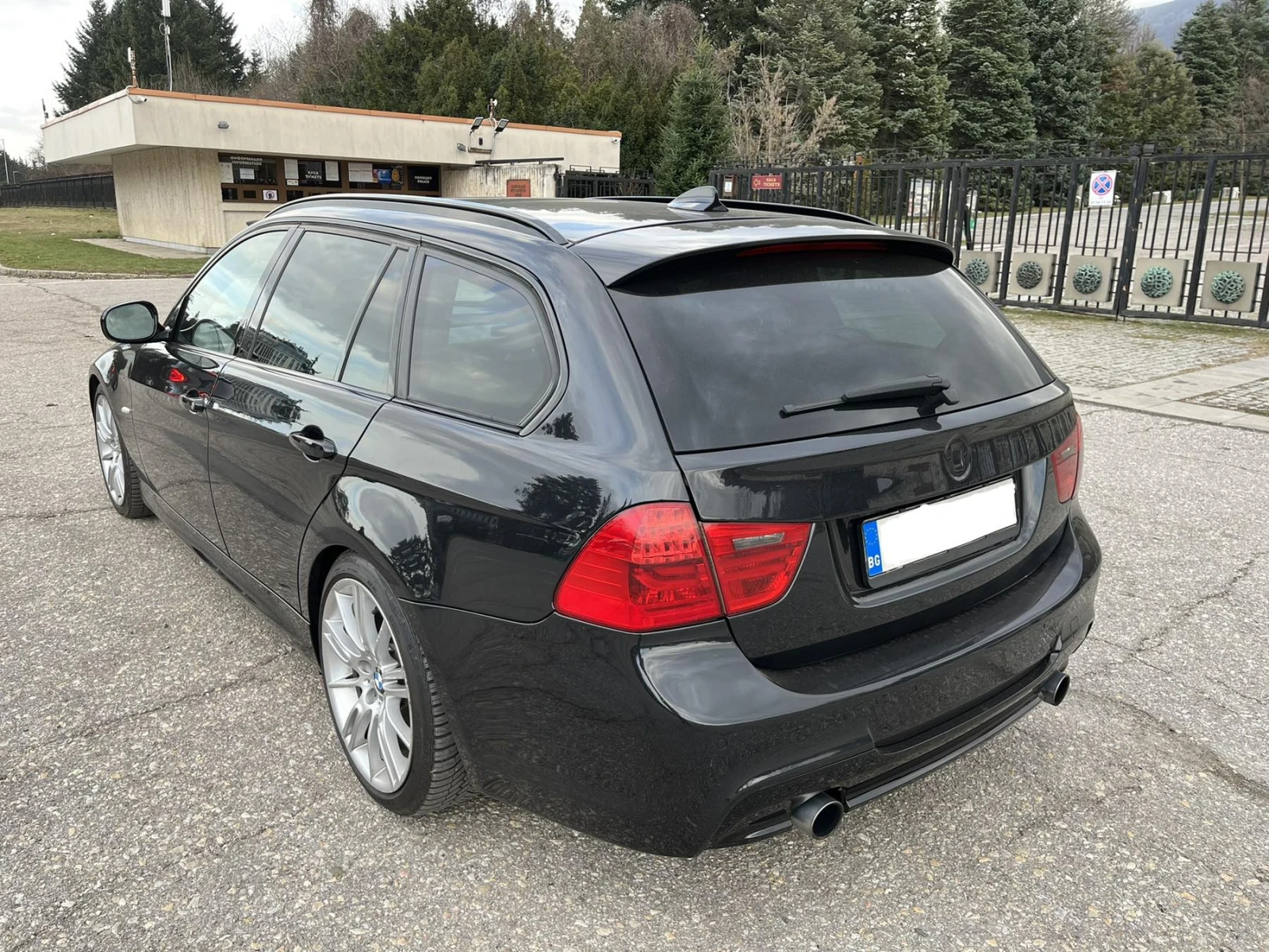 BMW 335 335d M-sport LCI, снимка 8 - Автомобили и джипове - 55328727