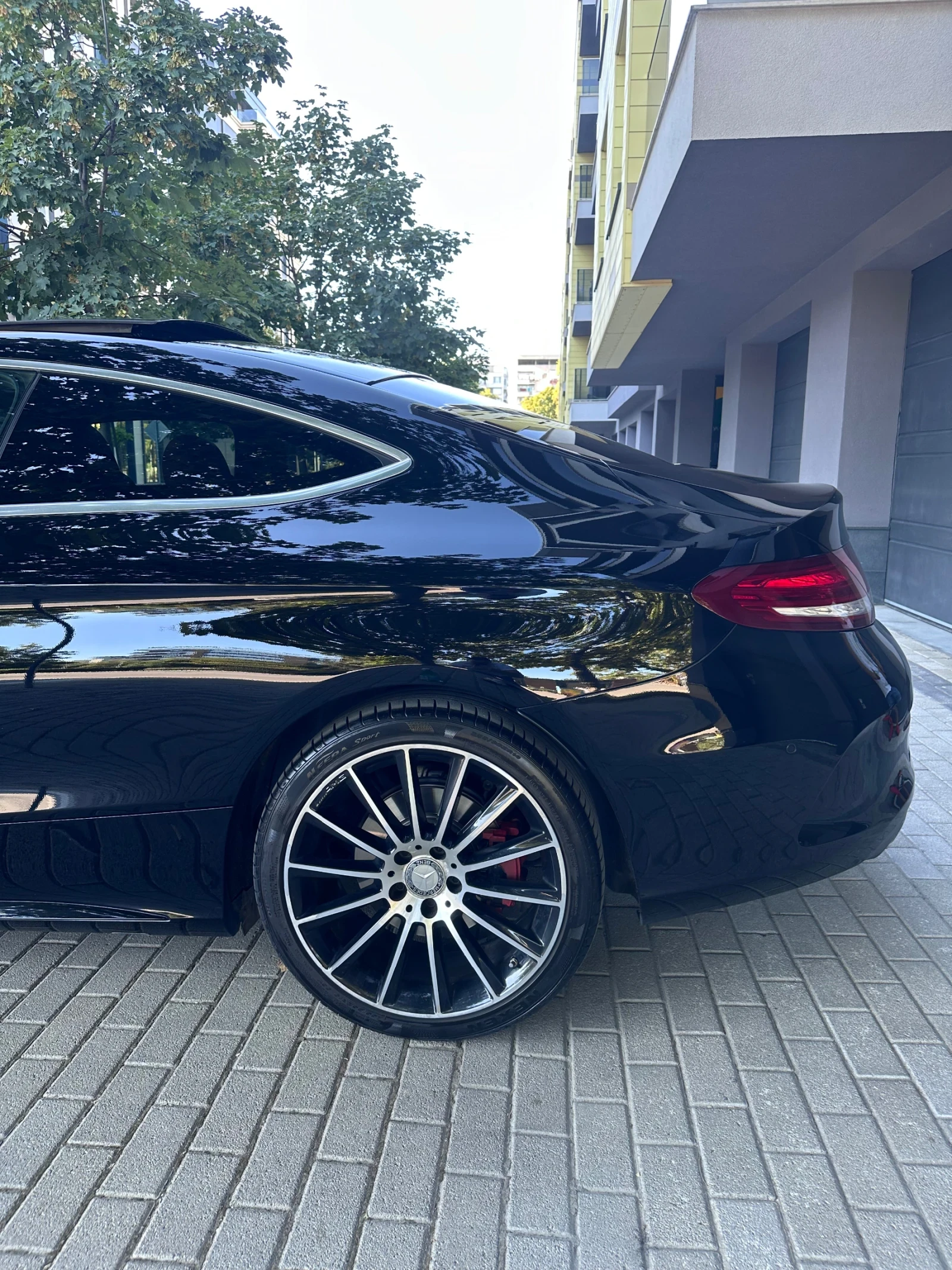 Mercedes-Benz C 250 AMG//PREMIUM PLUS, снимка 9 - Автомобили и джипове - 55689220