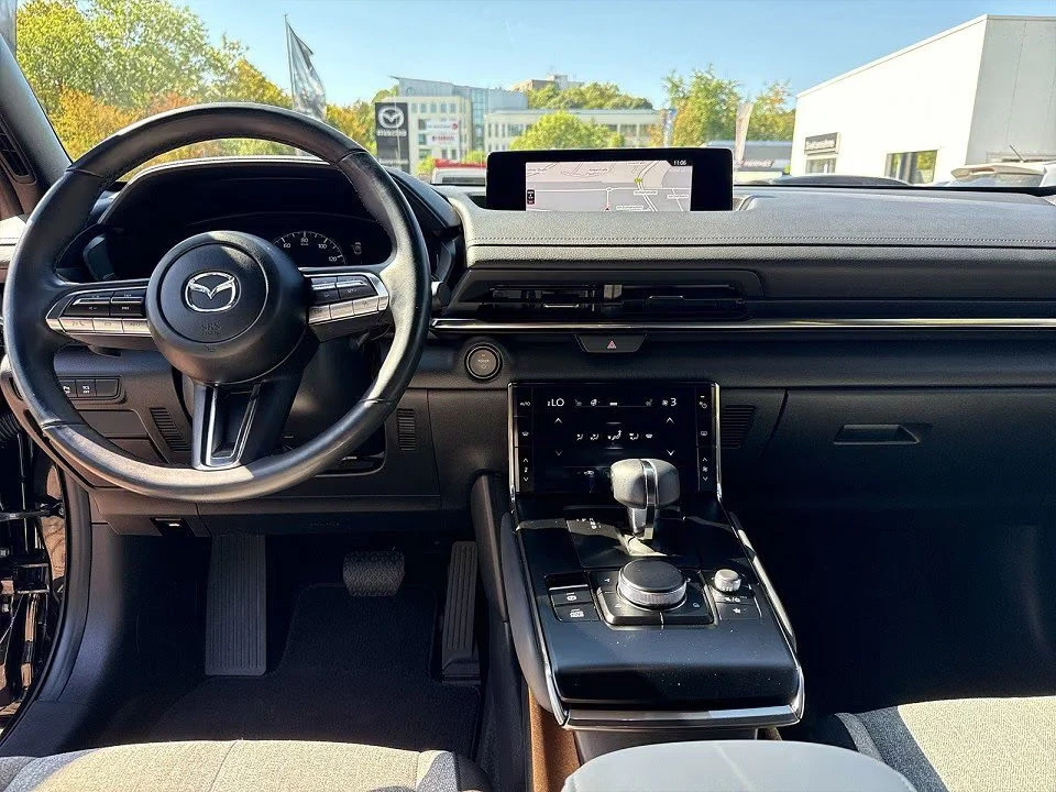 Mazda MX-30 EV/145HP/EXCLUSIVE/CAM/NAVI/KLESS/811z, снимка 8 - Автомобили и джипове - 55740148