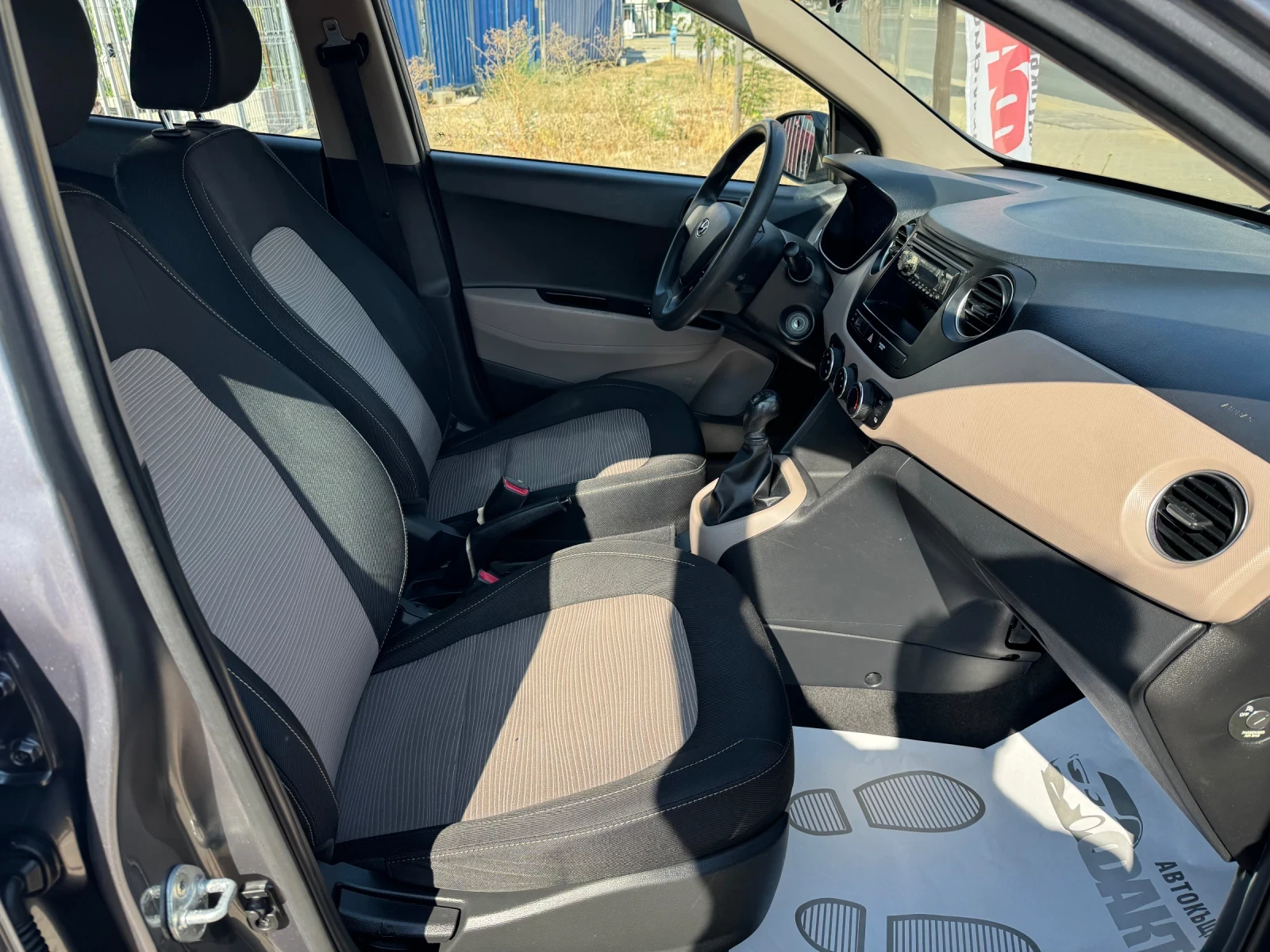 Hyundai I10 1.0i/EURO.6B, снимка 11 - Автомобили и джипове - 56150272