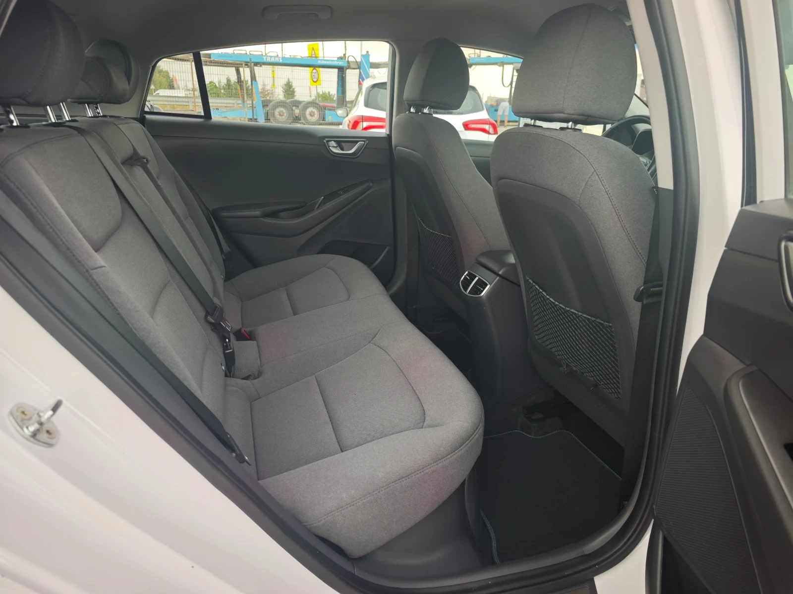 Hyundai Ioniq 1.6i ������  | Mobile.bg � ����������� 12