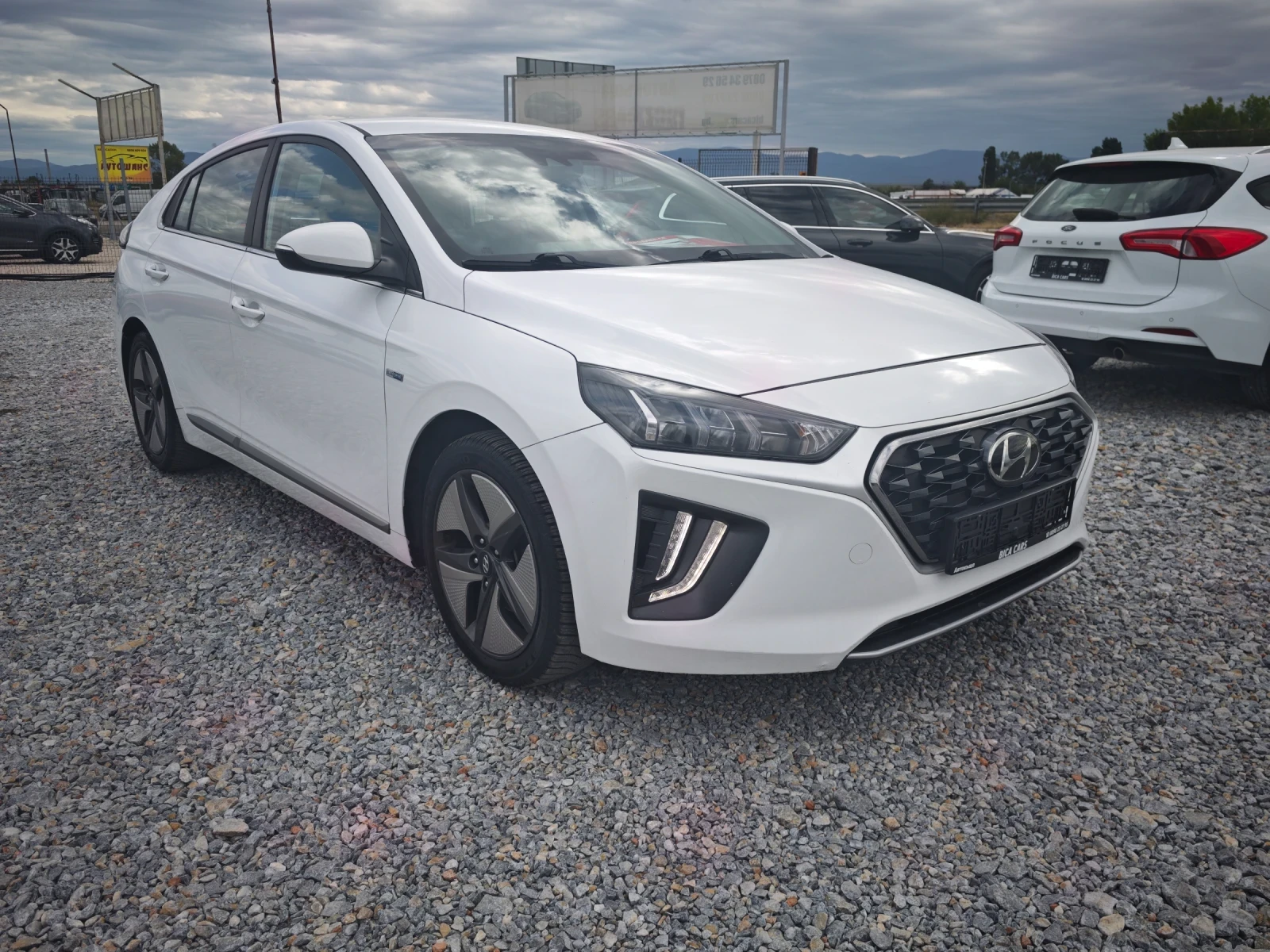 Hyundai Ioniq 1.6i ������  | Mobile.bg � ����������� 3
