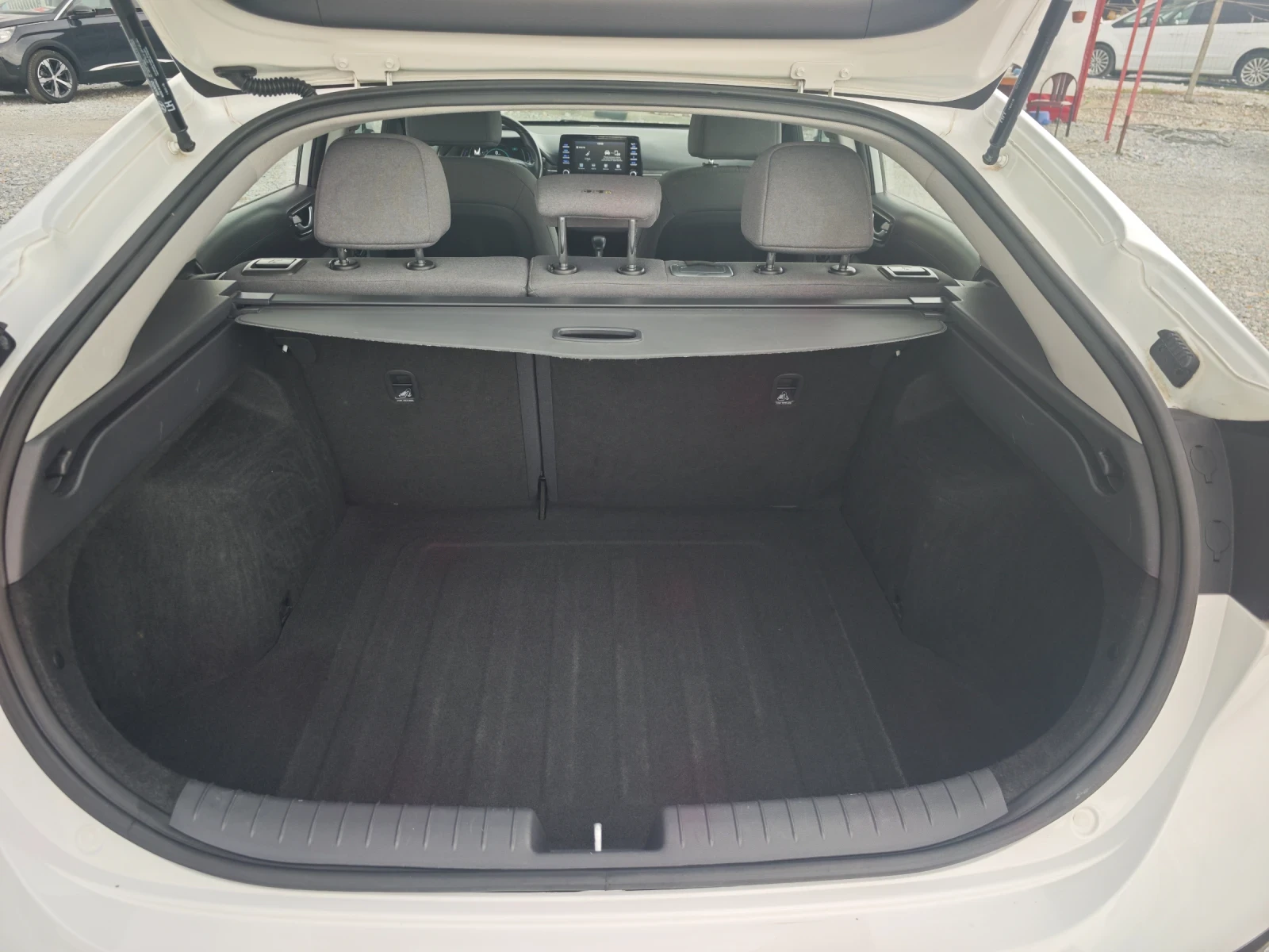 Hyundai Ioniq 1.6i ������  | Mobile.bg � ����������� 14