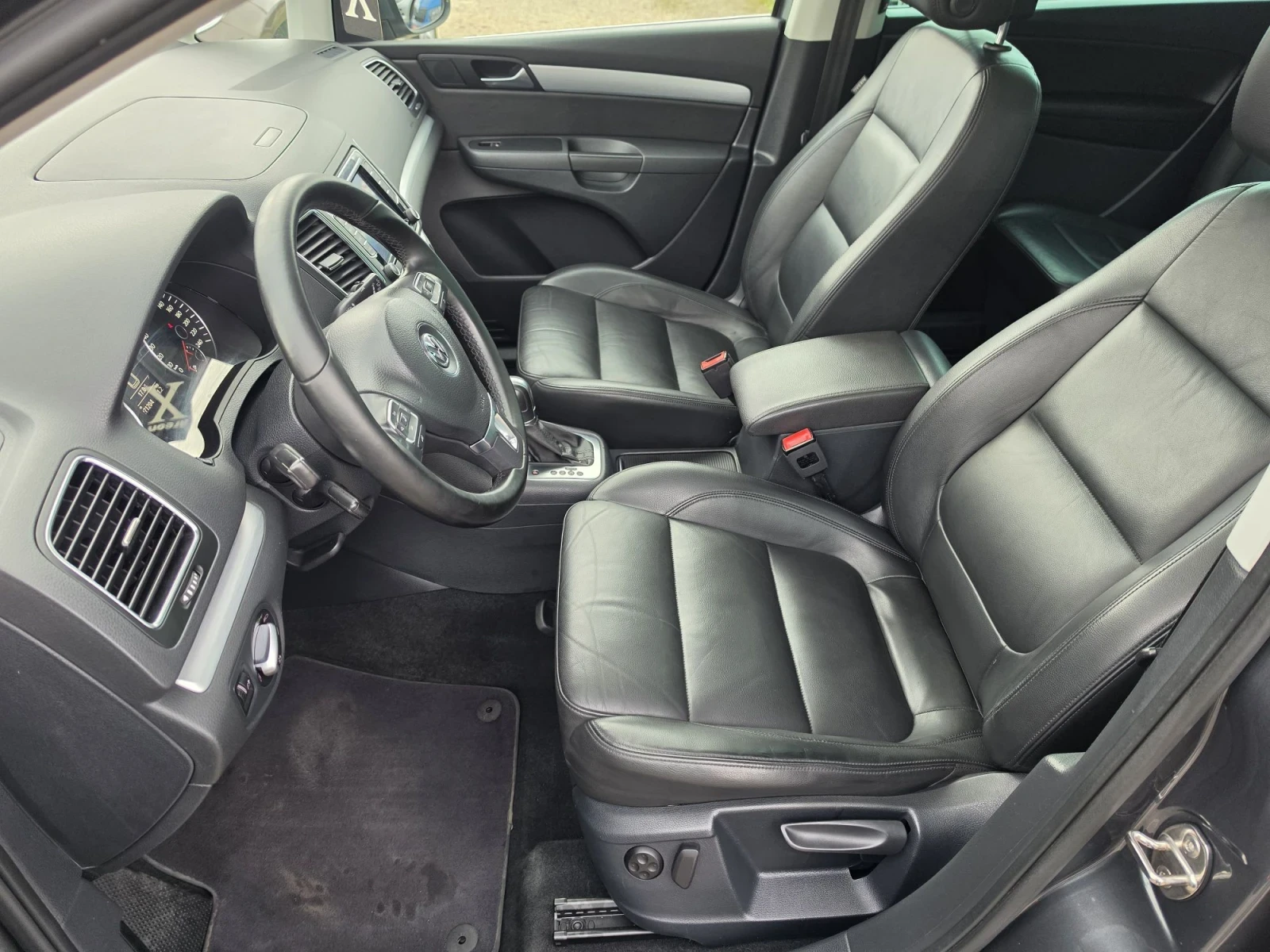 VW Sharan 2.0 tdi 177 k.c. HIGHLINE , снимка 8 - Автомобили и джипове - 56258713
