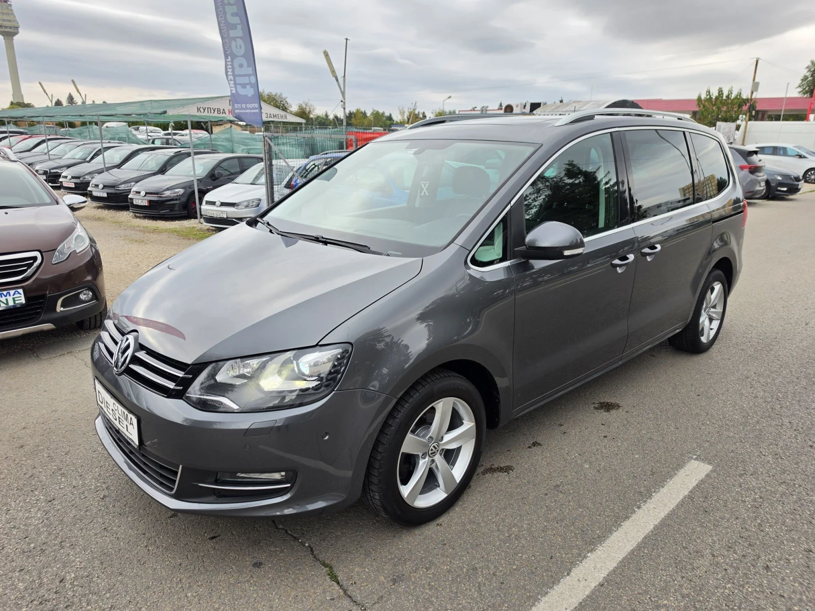 VW Sharan 2.0 tdi 177 k.c. HIGHLINE , снимка 2 - Автомобили и джипове - 56258713