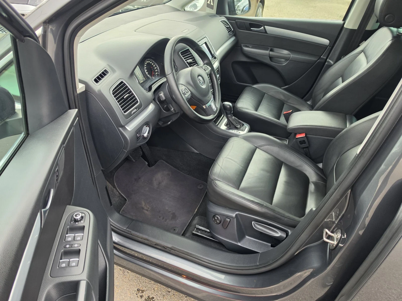 VW Sharan 2.0 tdi 177 k.c. HIGHLINE , снимка 7 - Автомобили и джипове - 56258713