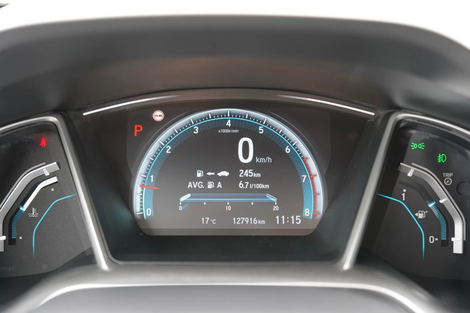 Honda Civic 1.5T* EXECUTIVE* KEYLESS* CAMERA* РЕАЛНИ КИЛОМЕТРИ, снимка 11 - Автомобили и джипове - 56267420
