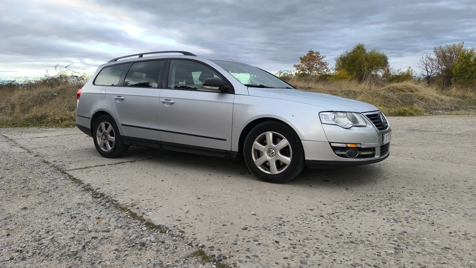 VW Passat, снимка 2 - Автомобили и джипове - 56709490