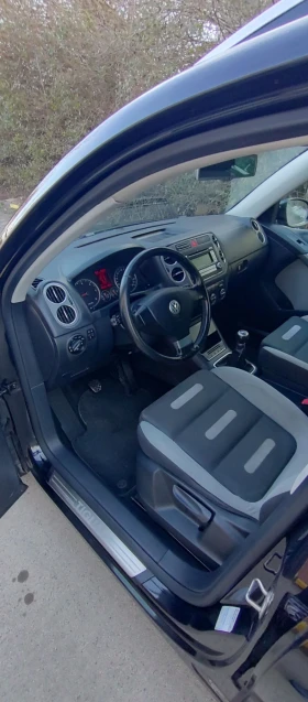 VW Tiguan 2.0TDI 140 к.с. 4х4, снимка 8