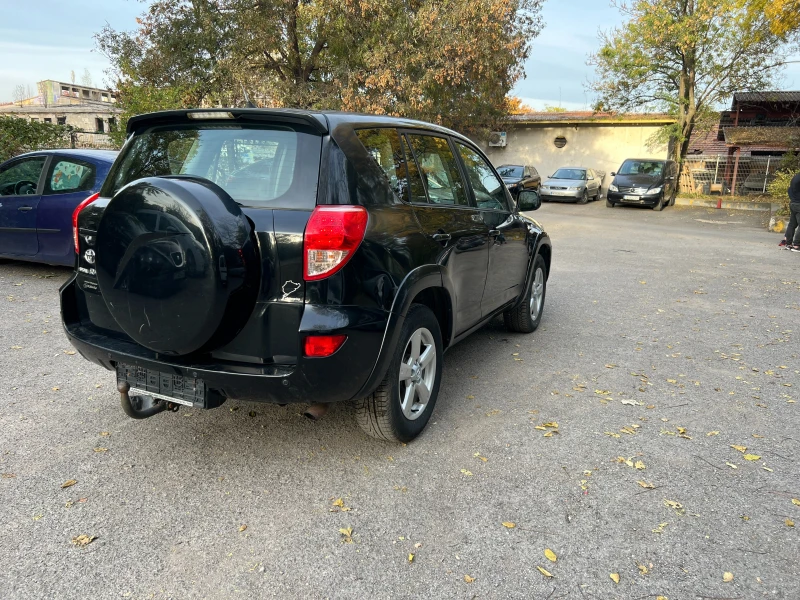 Toyota Rav4 2.2D-CAT, снимка 5 - Автомобили и джипове - 48266042