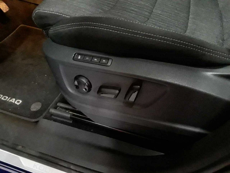 Skoda Kodiaq 4X4, снимка 10 - Автомобили и джипове - 51689161