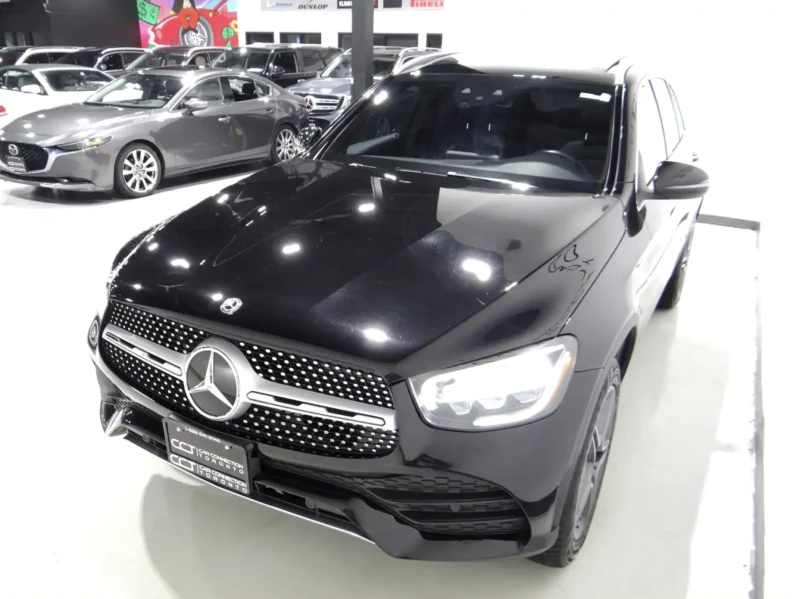 Mercedes-Benz GLC 300 2020 Mercedes-Benz GLC300 4MATIC, снимка 2 - Автомобили и джипове - 53085091