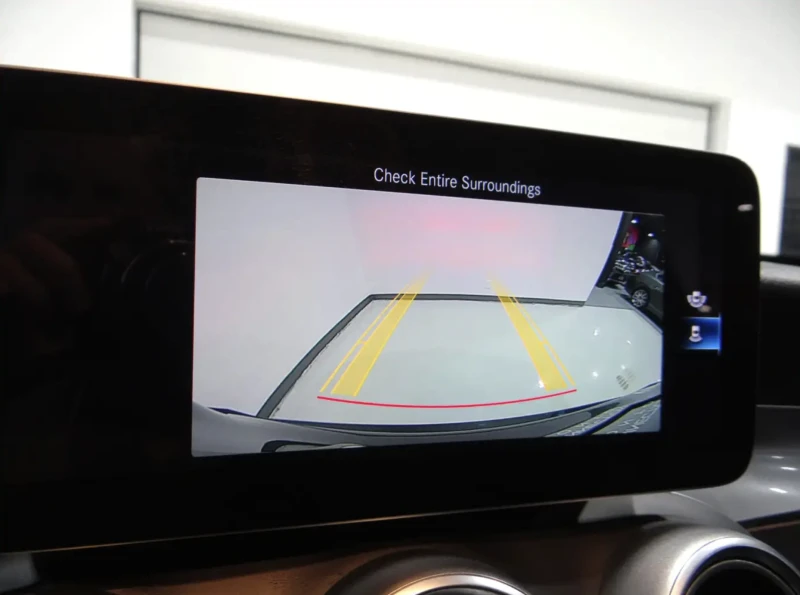 Mercedes-Benz GLC 300 2020 Mercedes-Benz GLC300 4MATIC, снимка 8 - Автомобили и джипове - 53085091