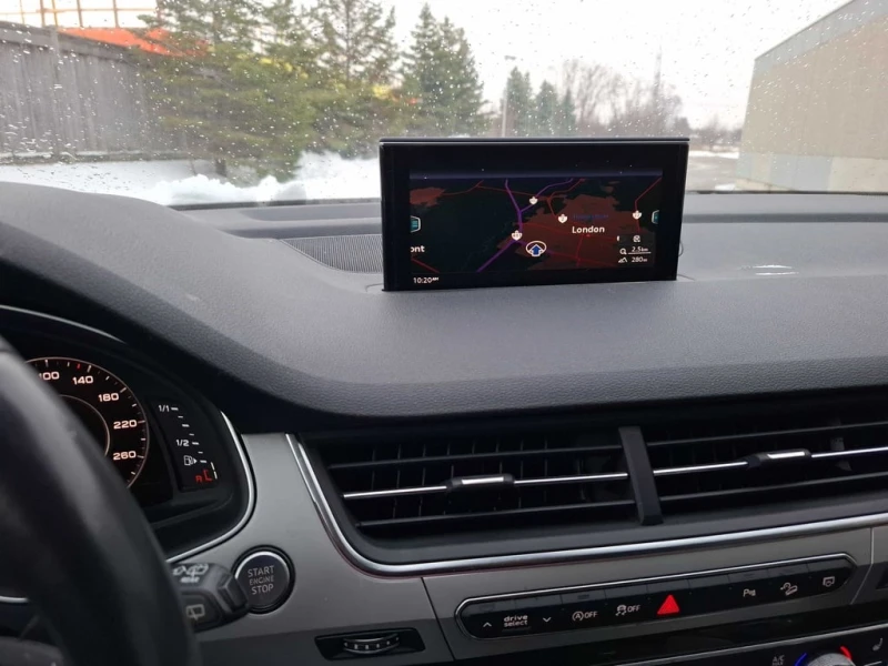 Audi Q7 * Technik * CARFAX * БЕЗ ПЪРВОНАЧАЛНА ВНОСКА, снимка 9 - Автомобили и джипове - 53154338