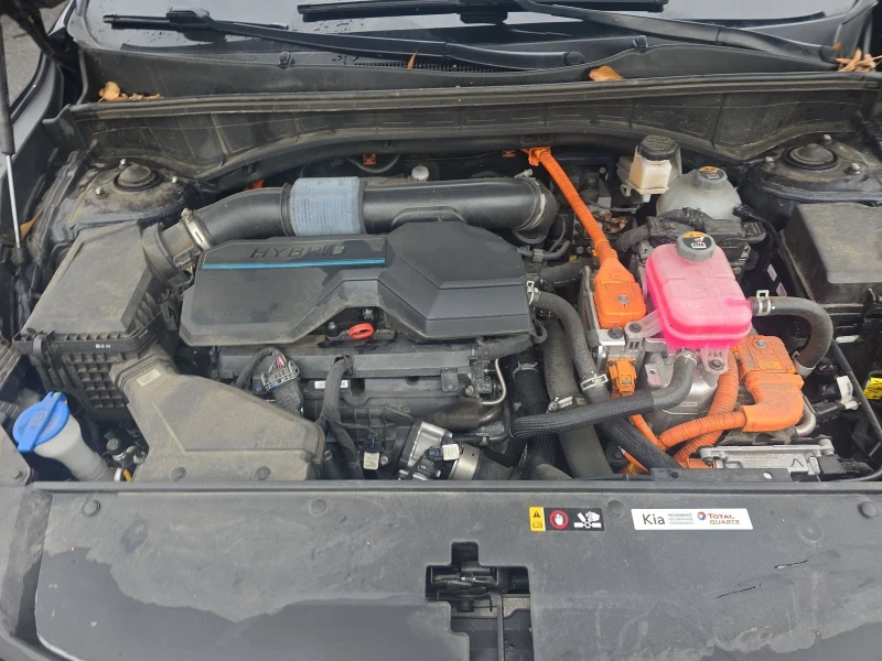 Kia Sorento Hybrid EX, снимка 16 - Автомобили и джипове - 53161368