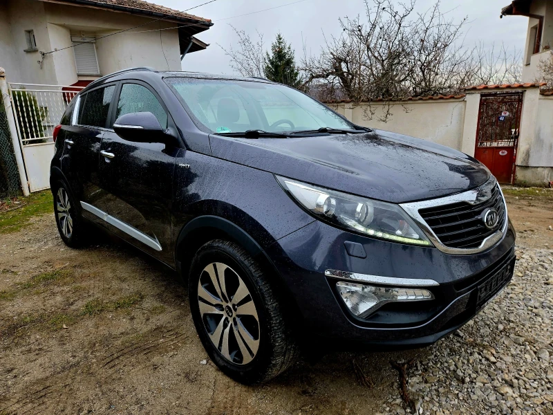 Kia Sportage Перфектен автомобил. 4?4, снимка 7 - Автомобили и джипове - 53305511