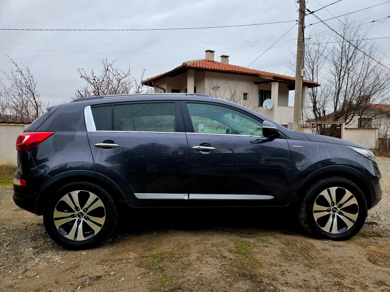 Kia Sportage Перфектен автомобил. 4?4, снимка 6 - Автомобили и джипове - 53305511