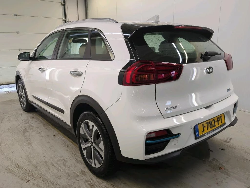 Kia Niro 64 kWh DynamicLine facelift - изображение 3