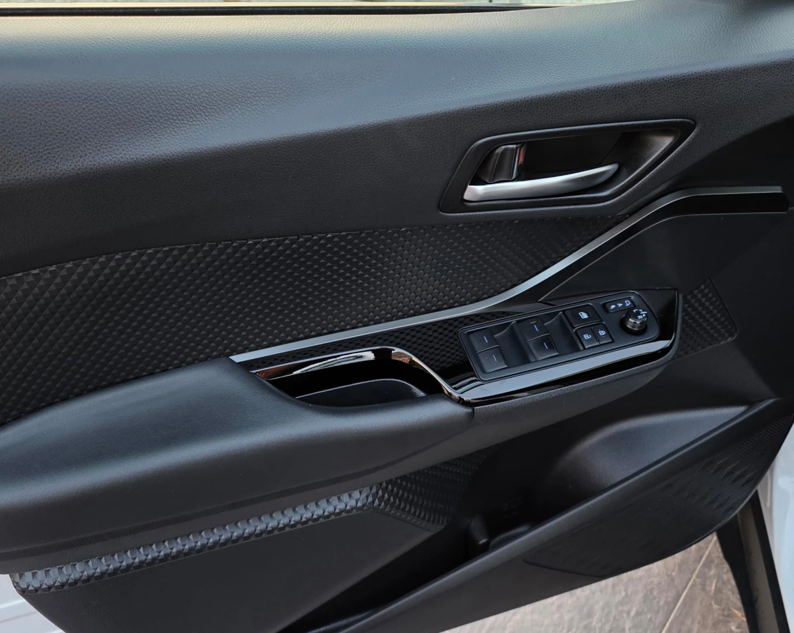 Toyota C-HR 2000cm3 HYBRID FACE LIFT | Mobile.bg � ����������� 10