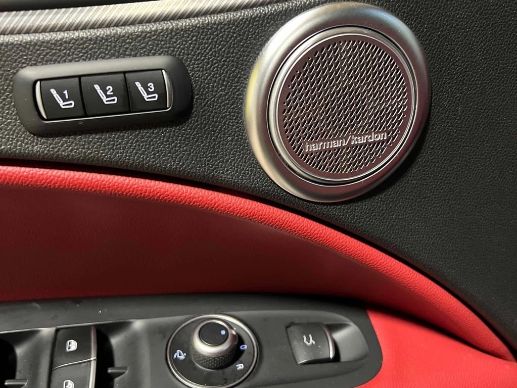 Alfa Romeo Stelvio * Ti Sport * CARFAX * ��� ������������ ������ | Mobile.bg � ����������� 13