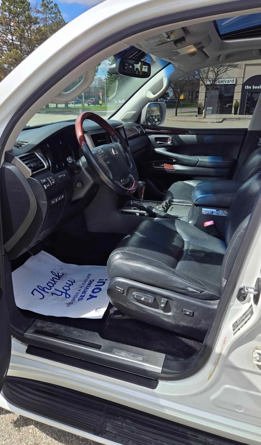 Lexus LX 570 ��������� * ��������� * 7 ������ * CARFAX *  | Mobile.bg � ����������� 7