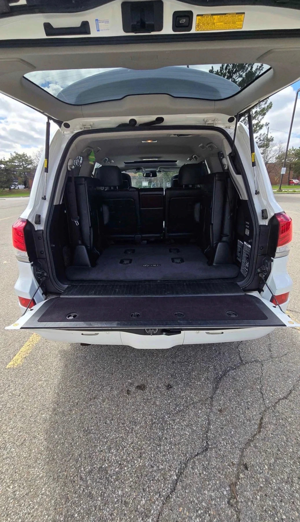 Lexus LX 570 ��������� * ��������� * 7 ������ * CARFAX *  | Mobile.bg � ����������� 9