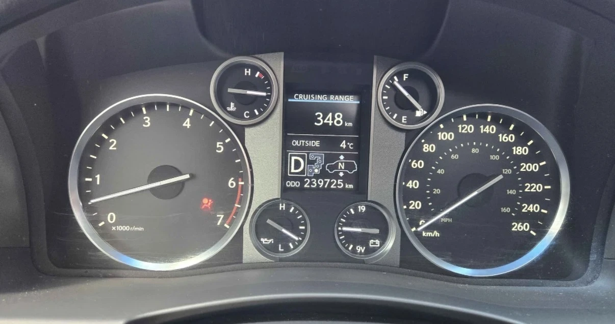 Lexus LX 570 ��������� * ��������� * 7 ������ * CARFAX *  | Mobile.bg � ����������� 12