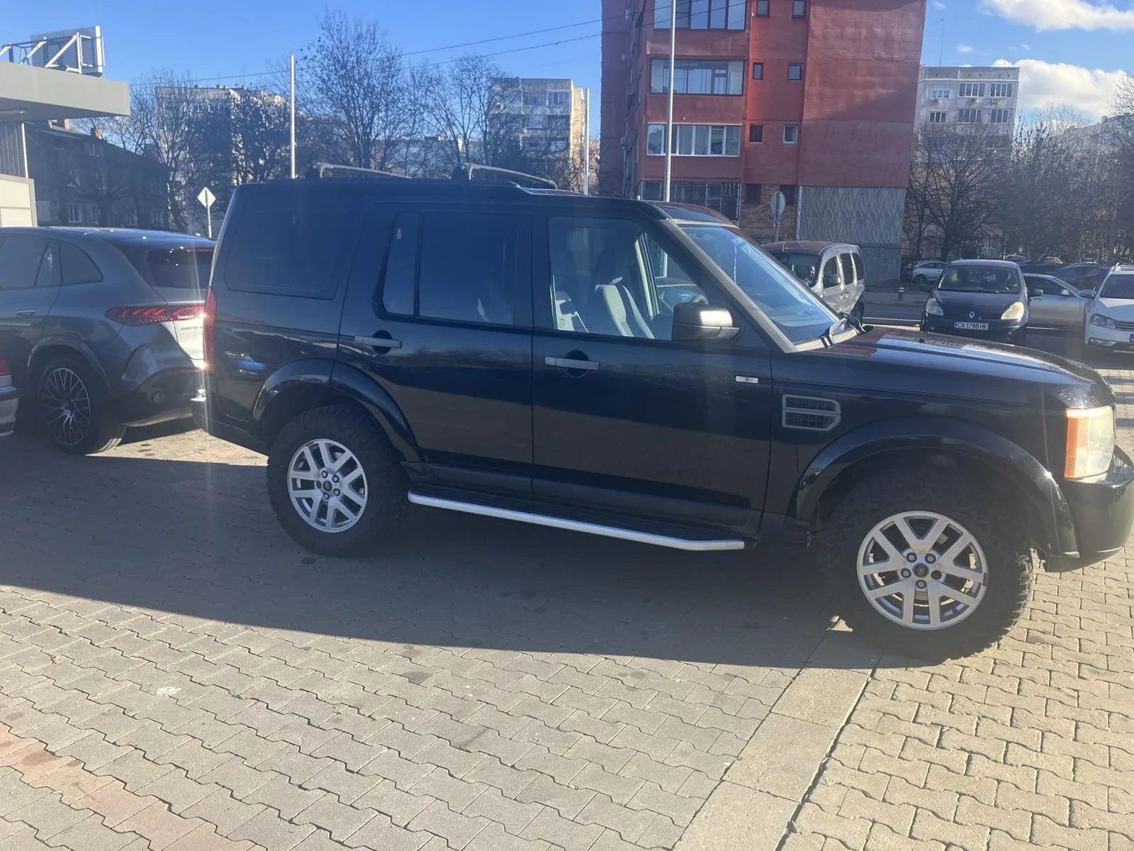 Land Rover Discovery, снимка 4 - Автомобили и джипове - 54310363
